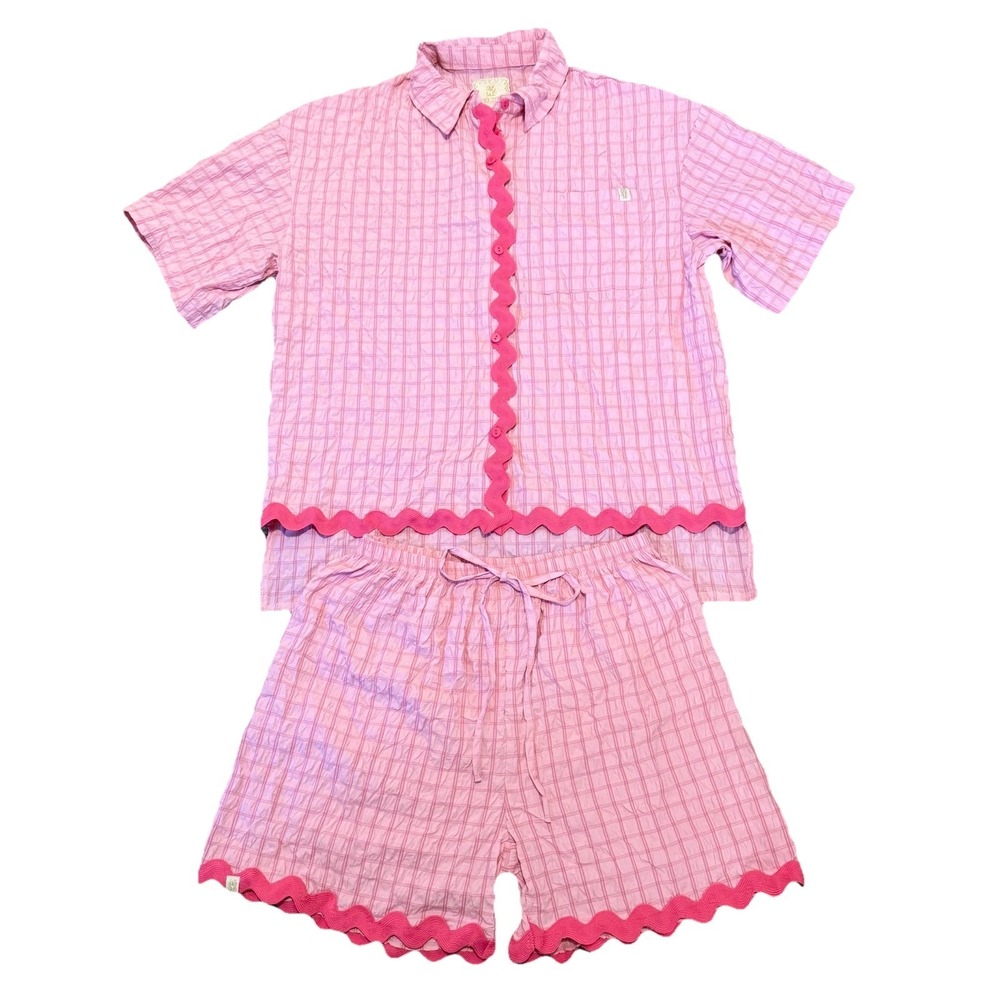 NWT! Simply Southern Pink Seersucker Pajama Set Short Sleeve Textured Trim Large
